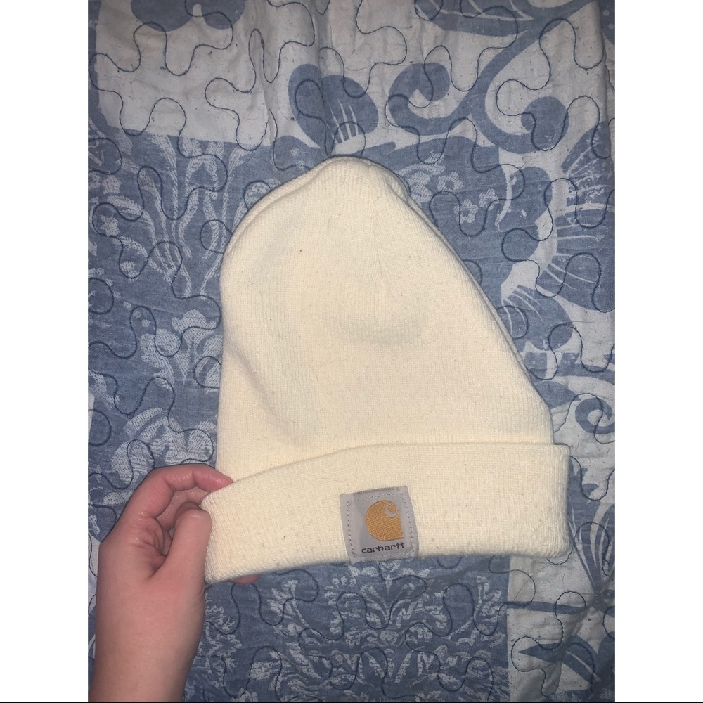 Used Carharrt beanie